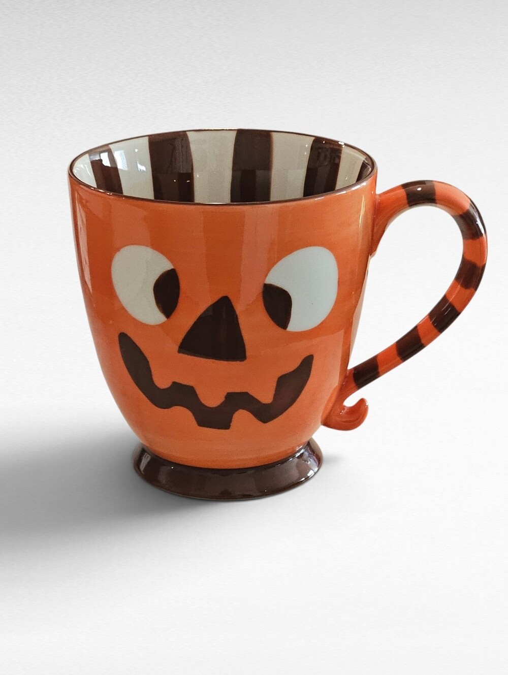 Starbucks 2007 Collectible Halloween Jack-O-Lantern Pumpkin Face Mug 18 oz